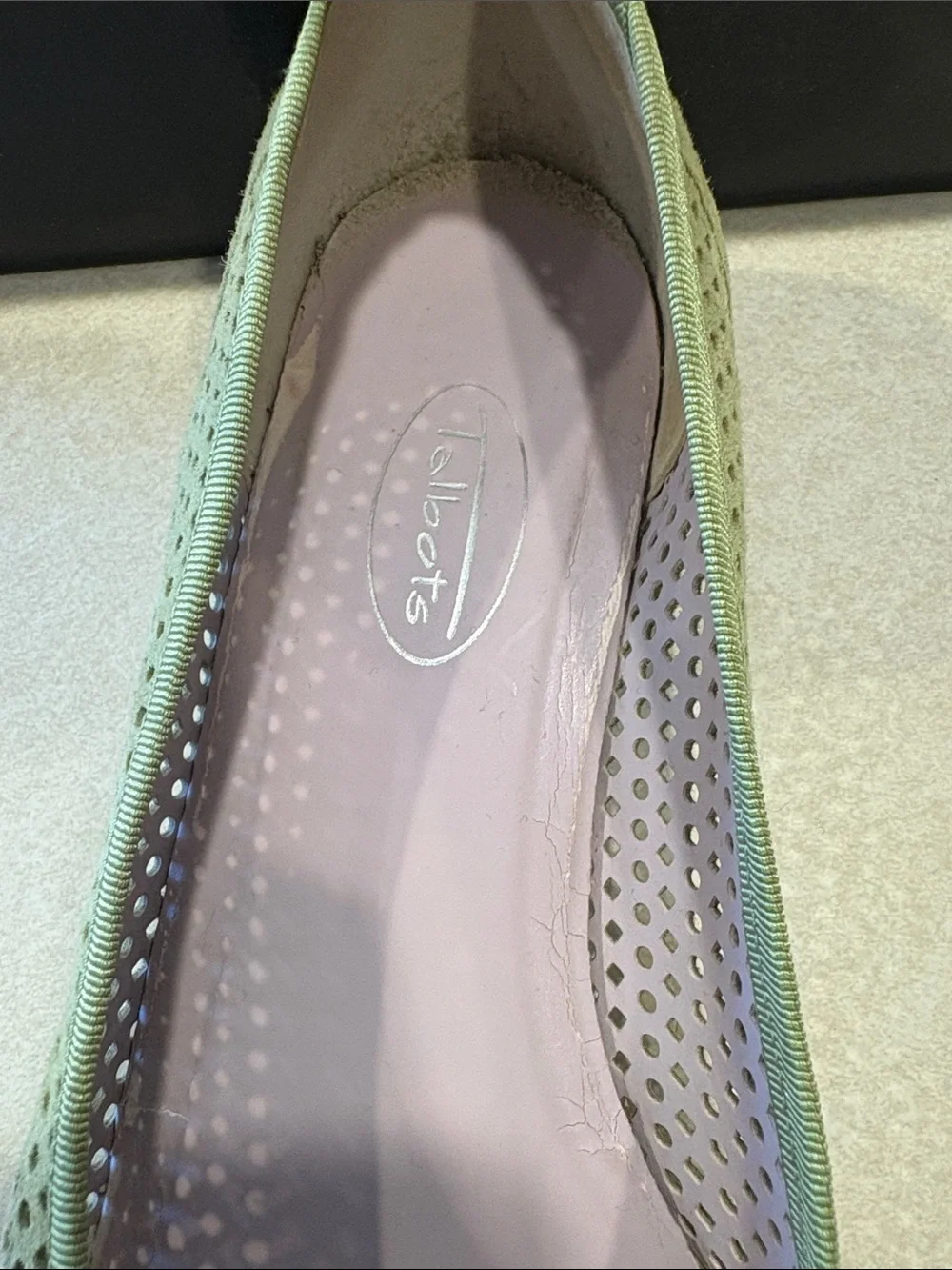 Talbots sage Green Perforated Ballet Flats size 8 medium